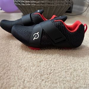 Women’s Peloton shoes 7.5